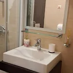 The Alpine Emerald Elegant In Apartamento