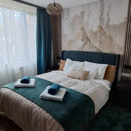 Appartamento The Alpine Emerald Elegant In *