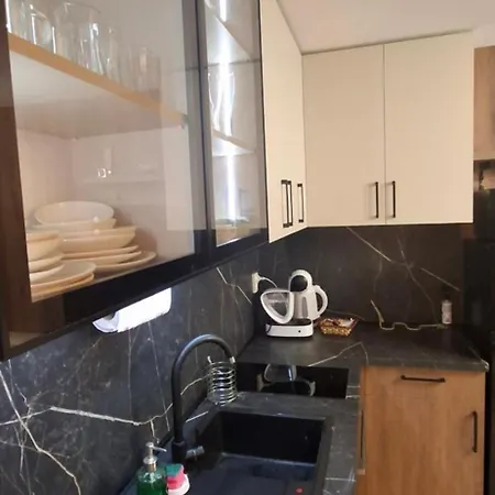 The Alpine Emerald Elegant In Apartment
