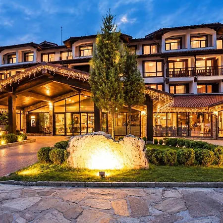 Апартамент The Alpine Emerald Elegant In *