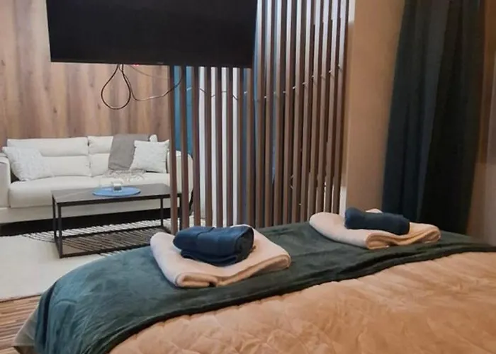 公寓 The Alpine Emerald Elegant In